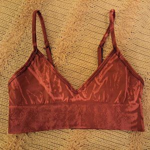 Lululemon size 6 EBB TO STREET BRA*LIGHT SUPPORT, A/B CUP